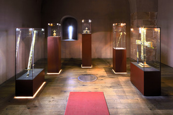 Reichskleinodien in der Burg Trifels Reichskleinodien in der Burg Trifels