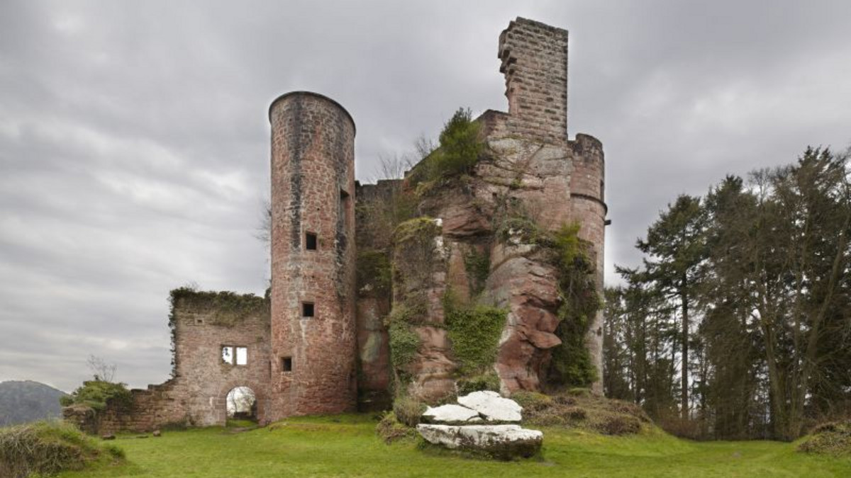 Unterwegs zur Burg Neudahn – Eine Zeitreise in die Geschichte-